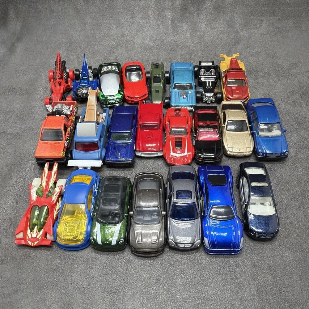 Matchbox Hotwheels & Maisto Toy Car Lot Of 23